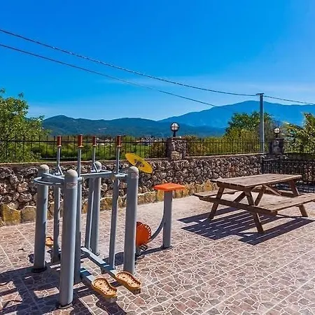 ヴィラ Ege Stone Korunakli Ve Isitmali Havuz Jakuzi フェティエ