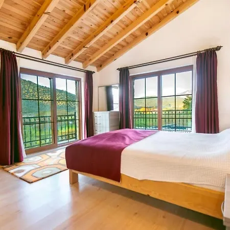 Ege Stone Korunakli Ve Isitmali Havuz Jakuzi * Fethiye