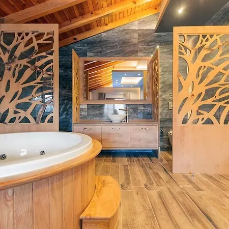 Ege Stone Korunakli Ve Isitmali Havuz Jakuzi